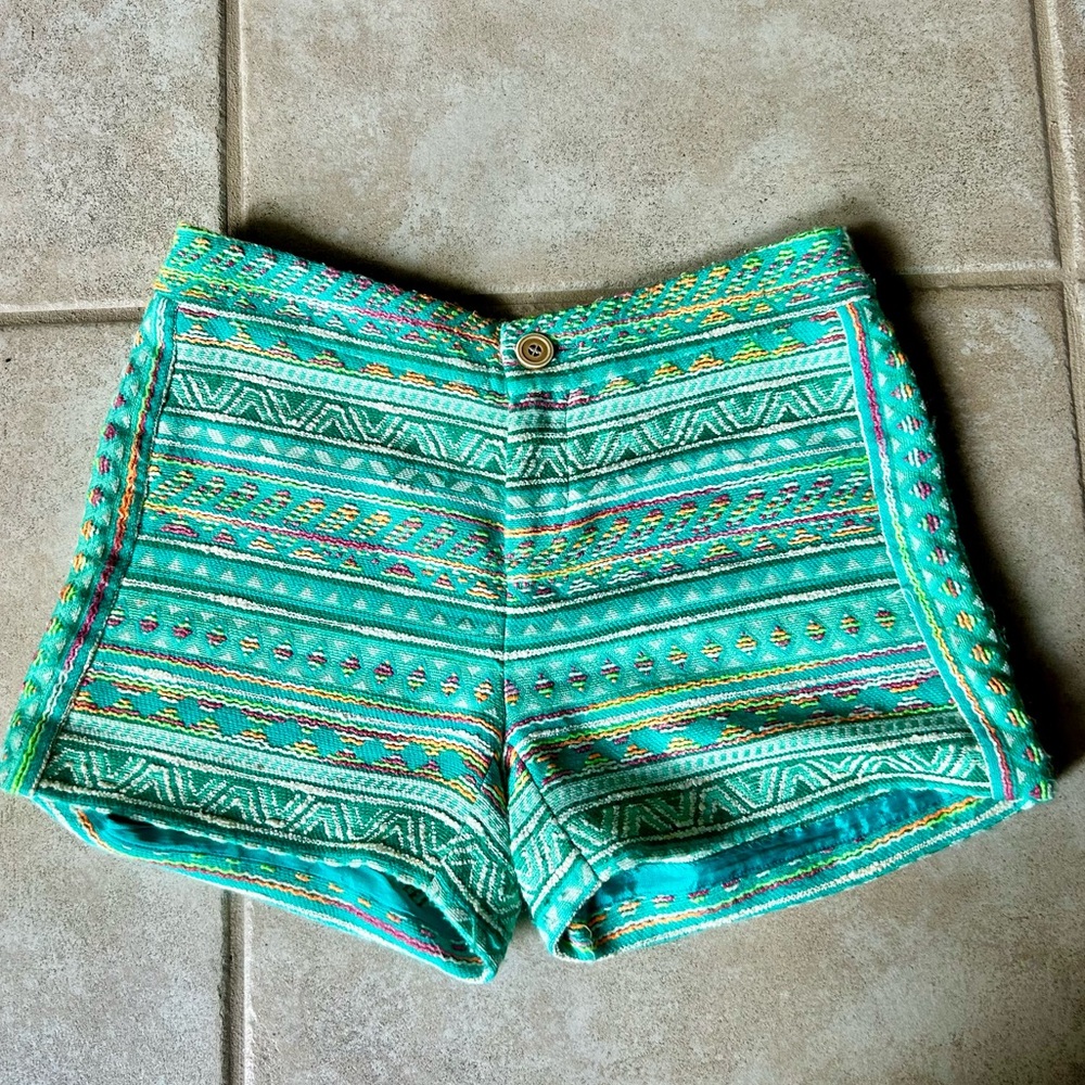 Anthropologie Elevenses 2 colorful green tribal shorts woven design colorful